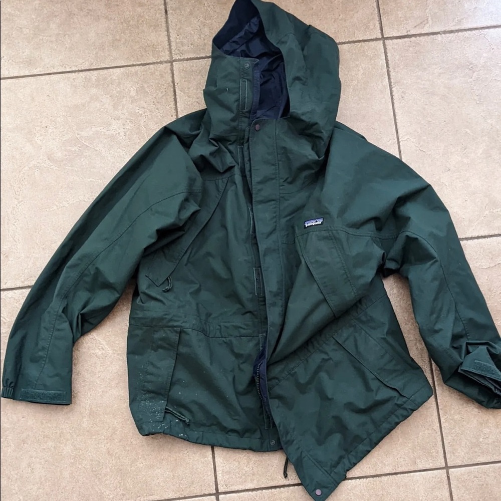 Patagonia insulated shell jacket / coat